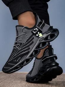 Zapatos deportivos con cordones para hombre, zapatillas casuales transpirables de malla, ligeros y transpirables, adecuados para correr, baloncesto, entrenamiento en gimnasio, calzado deportivo antideslizante de gran tamaño - Negro - Ver 1