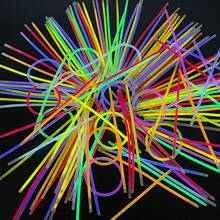 50 piezas/100 piezas/cubo de palos de luz fluorescentes descartables de colores múltiples, juguetes de palos luminosos con conectores, para conciertos, fiestas - Multicolor - Ver 8