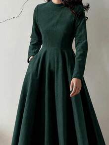 Women's Solid Color Round Neck Pocket Long Sleeve Elegant Dress, Spring Autumn - Green - View 2