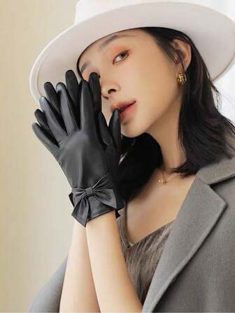 1 双女士冬季保暖时尚 PU 皮手套，保暖内衬防风防水触屏手套，适合休闲户外情人节