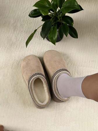 Damtofflor i mockafleece, Slip-On Mules med tjock sula, snygga utomhussnöskor för vintern