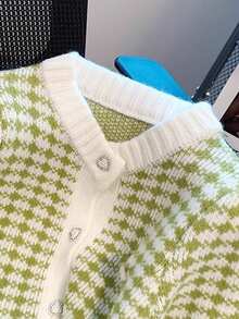 JIANHU Spring New Pink And White Plaid Sweater Cardigan With Heart Buttons, Sweet Girl Style, Soft And Vintage Long Sleeve Knitwear