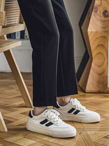 Baskets de sport casual à top bas respirants de mode pour hommes