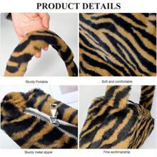 Fuzzy Tote Bag Y2K Fluffy Shoulder Bag Women Furry Purse Large Cute Plush Bag Ladies Faux Fur Bag For Autumn And Winter - Họa tiết sọc hổ - Xem 3