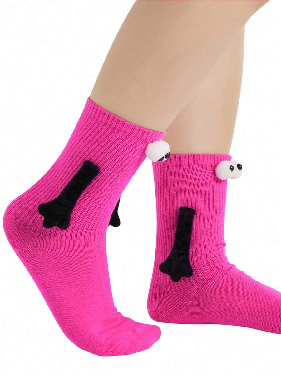 1 Pair Of Outdoor Sports Attraction Couple HandInHand Socks