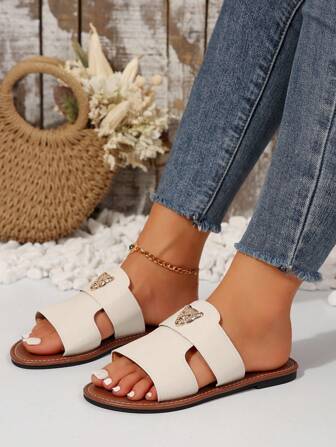 Women's Extra Wide & Plus Size Leopard Head Decor Slide Sandals, Strap, Elegant Comfortable Beach Shoes For Summer, Beige Flat Slides