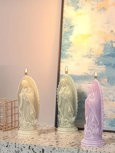 圣母玛利亚香氛蜡烛 - 薰衣草香型，大豆蜡，带蝴蝶结装饰，适用于复活节、感恩节、房间装饰、生日、毕业典礼、圣诞节等场合，亦可作为礼物赠送。