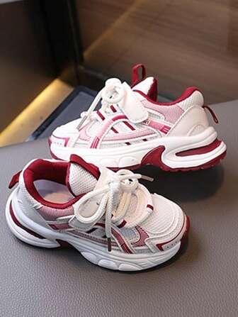 أحذية رياضية عادية مانعة للانزلاق وقابلة للتنفس للأولاد والبنات موديل 2024 الجديد