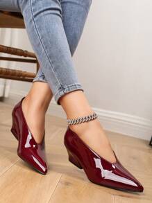 Elegante Pumps zum Hineinschlüpfen aus glänzendem Lackleder in Weinrot mit spitzer Spitze und klobigem Absatz für Damen, geeignet für den Alltag, formelle Anlässe und Partys, Herbst/Winter - Bordeaux - Übersicht 3