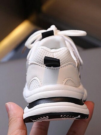 2025年新款儿童男女休闲运动鞋