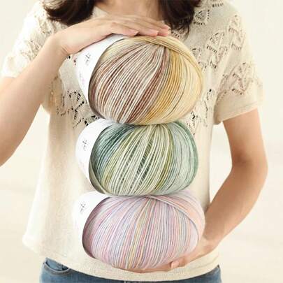 4.0mm Gradient Colored  Yarn, 458m/200g Soft Single Ply Suitable For Hand Knitting Scarf, Hat, Blanket