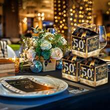 30 件黑色生日派对礼盒，包括 15 周年、40 周年、50 周年、60 周年、70 周年和 80 周年纪念礼盒、生日派对礼物、周年纪念物品、婚礼宾客装饰品、婚礼宾客礼物、情人节礼物、厨房和酒吧用品、派对礼品、圣诞节