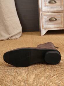 2024 春秋季复古风格女士短靴，粗跟修身绒面革踝靴 - 棕色 - 查看 6