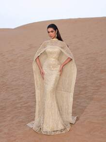 Faeriesty SHEIN X Hannahelzahed 华丽闪耀的珠饰亮片长裙，配披肩和鱼尾裙摆——高端定制，美人鱼礼服，明星同款红毯礼服，适合婚礼、盛大晚宴和名人派对。 - 香檳色 - 查看 6