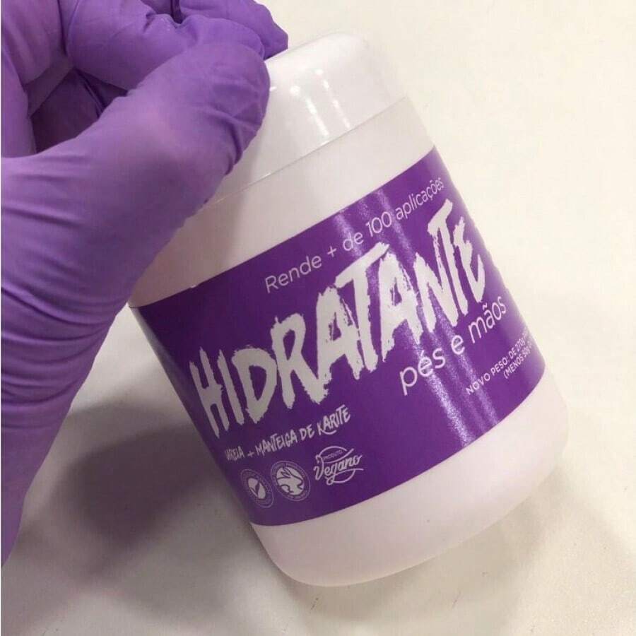 Musa Hand And Foot Moisturizing Cream 220g Manicure And Pedicure - White - View 1