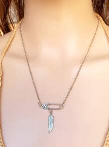 1pc Fashionable Personalized Safety Pin Pendant Necklace, Original Design Women Stainless Steel Necklace