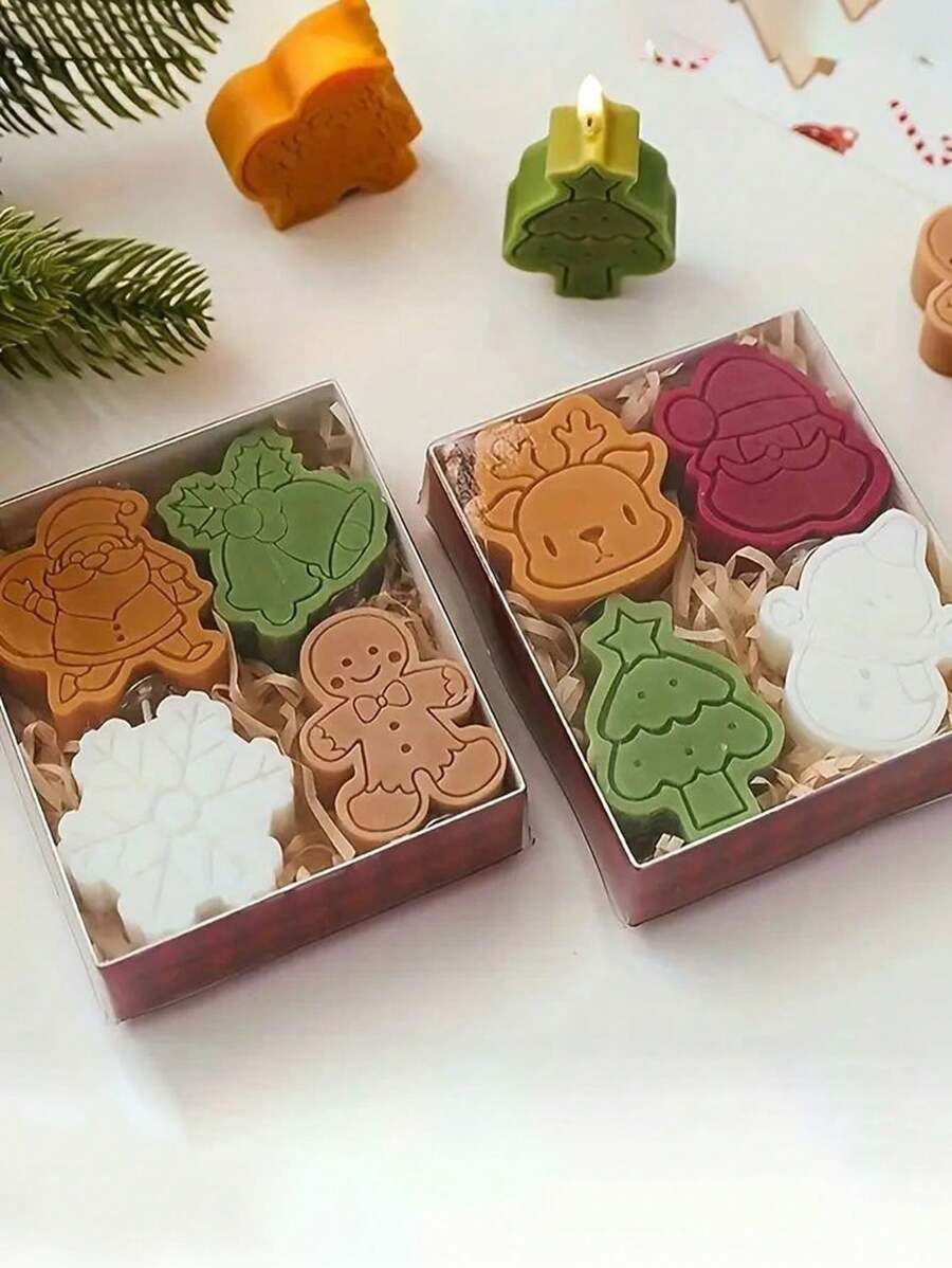 Bộ nến thơm chủ đề Giáng sinh 1 chiếc, có hình người tuyết, bánh gừng, chuông và ông già Noel - Nhiều màu - Xem 1