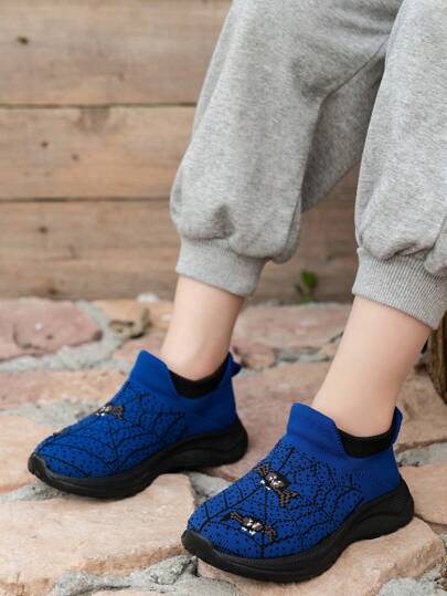 Zapatos para niños, zapatos de estudiante, zapatos escolares de moda para niños, zapatos casuales para niños, zapatos calcetín, zapatos bordados, zapatos de niña, zapatos calcetín slip-on, zapatos antideslizantes para niños, zapatos resistentes al olor para niños, zapatos con suela ligera para niños, zapatos con suela gruesa para niños, zapatos muy ligeros y cómodos para niños, zapatos de alta gama para niños, zapatos de buen material para niños, jóvenes, zapatos para niños, zapatos de niño, zapatos de niña, araña, zapatos de araña, zapatos de monstruos para niños
