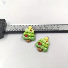 10 件圣诞树脂珠宝吊坠饰品 - 圣诞树、星星、雪人、长袜、姜饼、圣诞老人 - 适合制作珠宝和 DIY 工艺品 - 彩色 - 查看 7