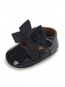 新生女童蝴蝶结公主鞋软底防滑平底鞋适合所有季节