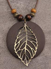 1pc Retro Bohemian Style Wooden Alloy Leaf Pendant Necklace, Fashion Halloween Holiday Gift Decoration, Unisex Jewelry, Student Souvenir Gift