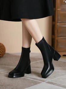2025 秋冬新款女式简约高跟靴，8厘米防水台，防水台，复古风格，黑色，方头，后拉链，橡胶鞋底，优雅的PU材质 - 黑色 - 查看 5