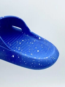 1 par de chanclas de color degradado para niños, resistentes al deslizamiento y al desgaste, aptas para interiores/exteriores, hogar, baño, verano - Azul y blanco - Ver 3