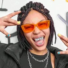 THATBOY HIP HOP Punk Cyberpunk Tiệc độc thân Halloween Răng mạ vàng 18K Răng sứ sáng bóng - Nhiều màu - Xem 3