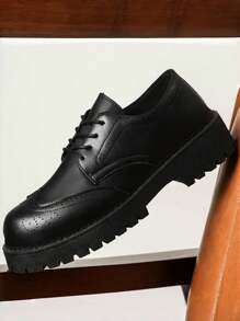 Chaussures de soirée pour hommes à bout rond et à talon bas, style britannique, semelle épaisse confortable, chaussures décontractées noires rétro pour mariage