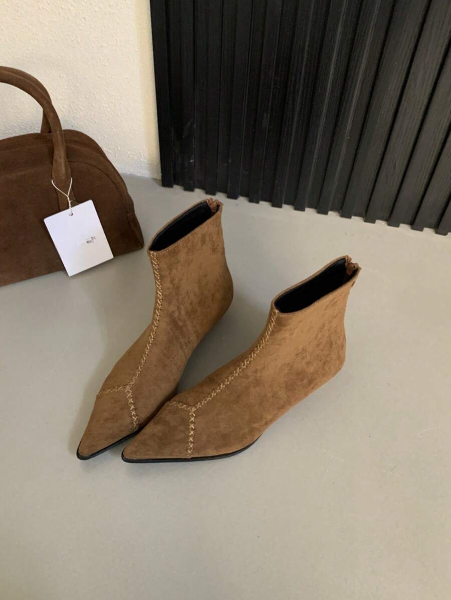 Damen handgefertigte, spitz zulaufende Ankle Boots mit Plateausohle aus weichem Wildleder-Imitat, modische High Heel Stiefeletten