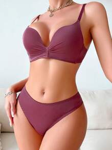 1 set Sous-vêtements pour festival de musique électronique, culotte triangle taille basse de couleur unie, soutien-gorge sans fil, convenant pour le port extérieur, les maillots de bain, les tenues de plage. Ensemble de 2 pièces pour femmes