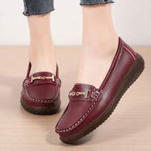 女士休闲乐福鞋，适合中老年妈妈的舒适软底鞋 - 酒紅色 - 查看 3