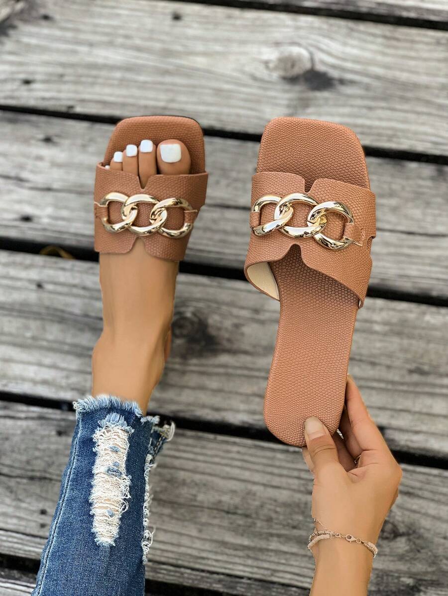 (Szerokie dopasowanie) Sandały z kwadratowym noskiem i klamrą, nowe letnie swobodne, outdoorowe, antypoślizgowe, płaskie, francuskie, modne kapcie dla kobiet, Ins Viral