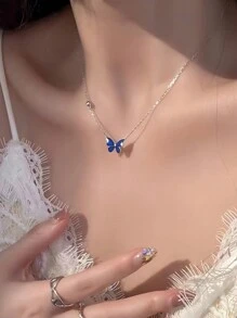 1pc Elegant Thermochromic Butterfly Pendant Necklace, Suitable For Women's Daily, Festival And Banquet Wear