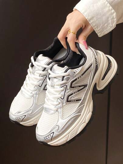 Women's 2025 Spring New Ins Korean Version Thick Sole Breathable Student Sneakers, Casual Street Snap Net Fabric Lace Up Thick Sole Four Seasons Versatile Line Running Shoes, Daily Commute White Black Color