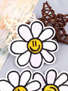 3入組花朵刺繡鐵片 - 杏色 - 查看 4