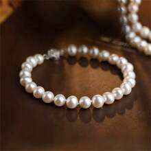 MYSOYA Pulseira de Pérola de Água Doce Branca Falsa 100% Feita à Mão, Pérola Falsa de 7-8mm, com Caixa de Presente - Um Presente Perfeito para Ele/Ela, Adequado para Uso Diário, Aniversário, Aniversário de Casamento, Dia dos Namorados, Ano Novo