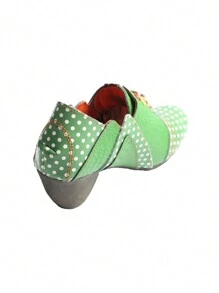 1 Pair Of Ladies Leather Polka Dot Shallow High Heel Single Shoes Fashion Retro Wear Autumn And Winter New Leather Shoes - 綠色 - 查看 3