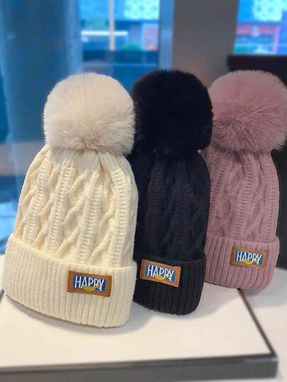 قبعة بيني مطرزة سعيدة بملمس منقوش مخطط مصنوعة من الصوف الدافئ السميك مع كرات من النساج لفصلي الشتاء والخريف