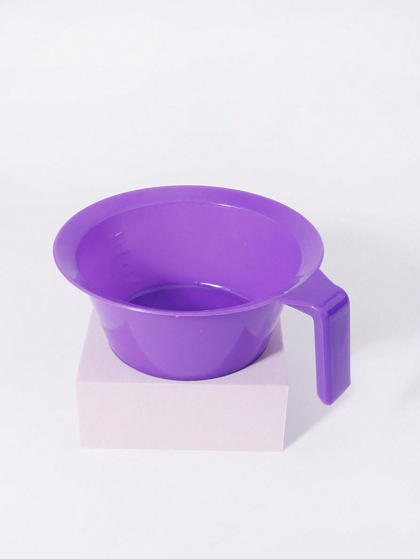 Hair coloring mixing bowl