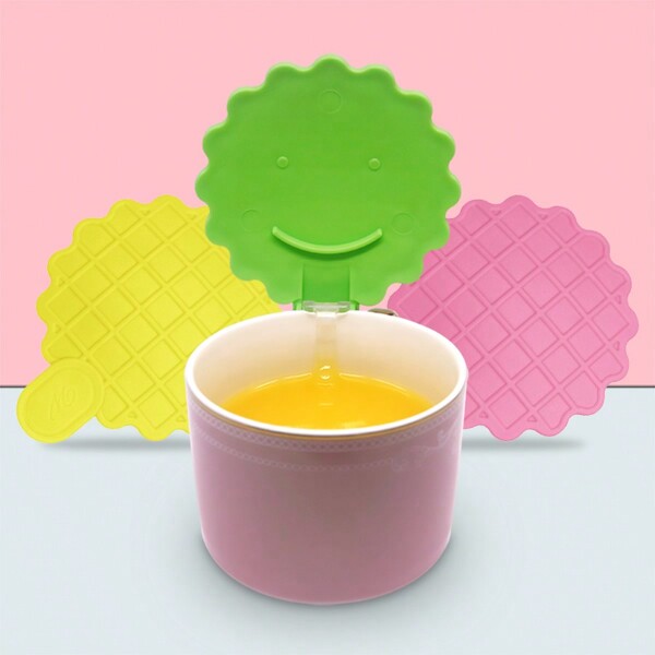 1 Pc / 6pcs Creative Fast Load Fixed Snap Clip Mug Cover PP 3.5in Biscuit Pattern Spice Juice Coffee Milk Tea Anti-Dust Cup Lid