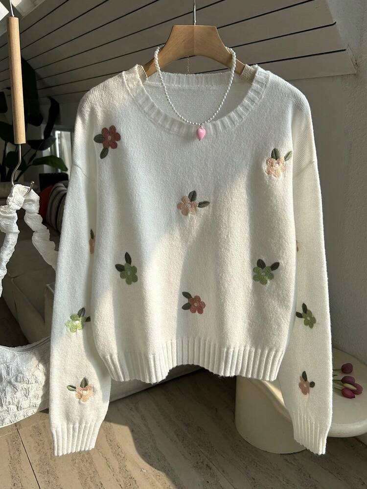 FOR BEAUTY 女式花卉刺绣圆领长袖针织毛衣，时尚宽松落肩套头衫，适合春秋季、狂欢节、情人节、新年休闲度假穿着，白色 - 白色 - 查看 3