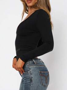 Women's Fashionable Sexy Fitted Lace Trim V-Neck Short Y2K Style Long Sleeve T-Shirt Blouse