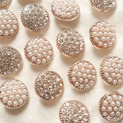 10 件装全水钻和珍珠花心形金色塑料纽扣适用于毛衣、羊毛衫、外套 DIY 装饰