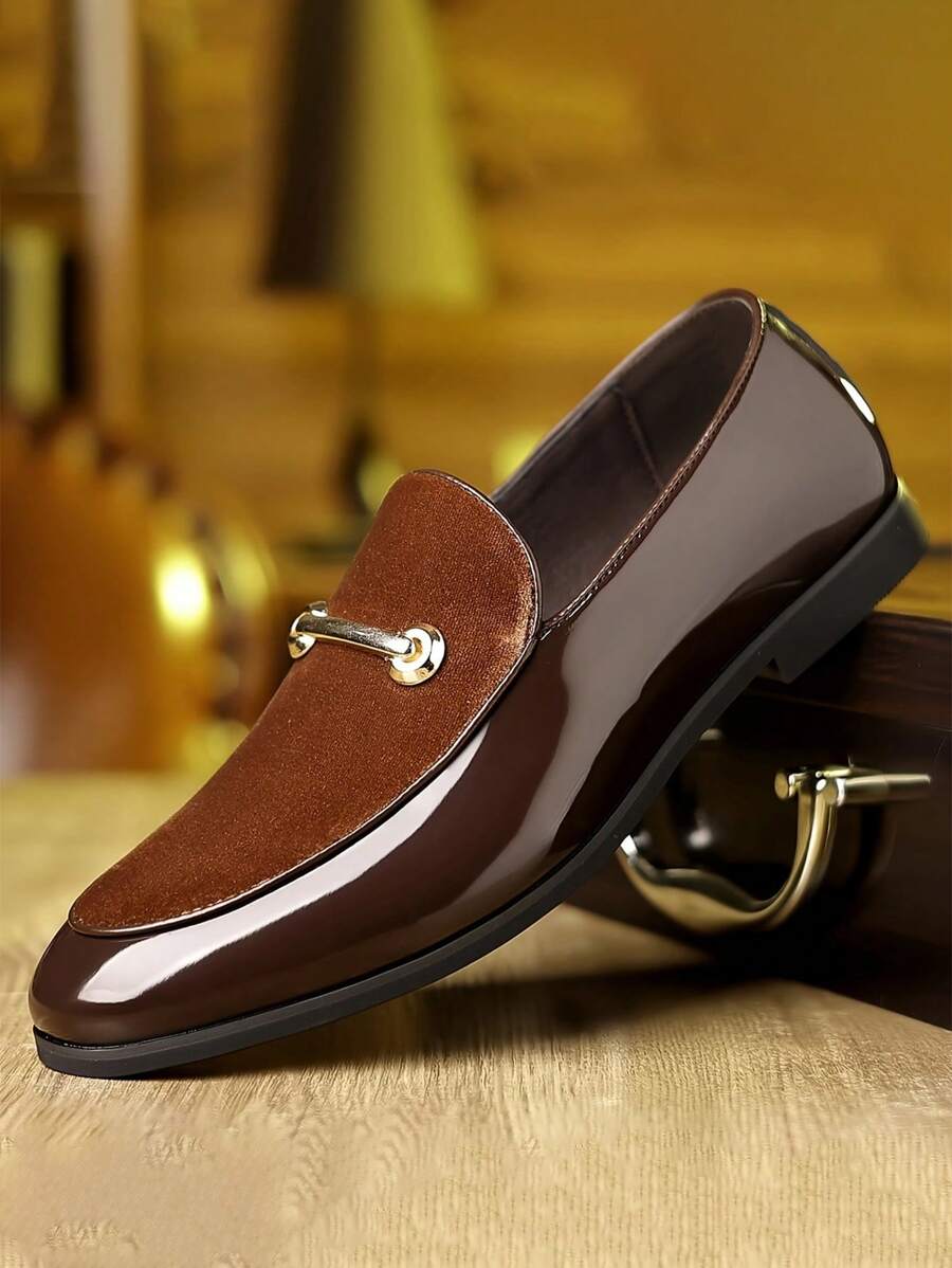 Slip-On Casual Oxford Shoes Men, British Style Leather Loafers, Slip On Slouchy Men Shoes, Pointed Toe Shoes (Run One Size Larger)