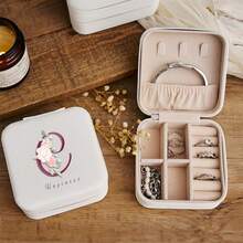 Hộp đựng trang sức du lịch có chữ cái đầu được cá nhân hóa, Hộp đựng trang sức nhỏ làm quà tặng phù dâu, Quà tặng Ngày của Mẹ/Sinh nhật cho Mẹ/Bạn bè/Chị gái - Nhiều màu - Xem 4