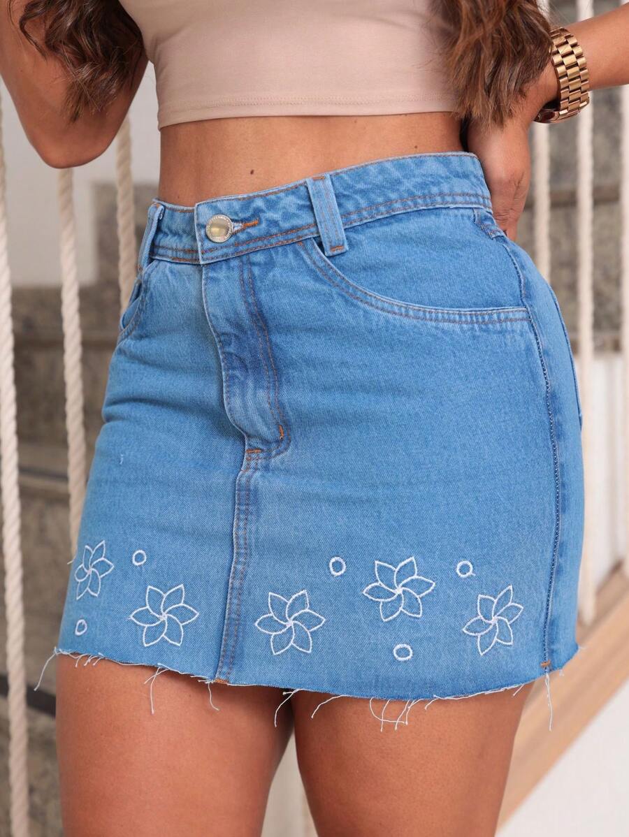 Floral Embroidered Denim Mini Skirt - 中等水洗藍 - 查看 1