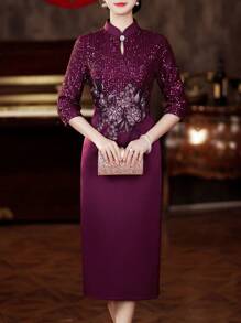 A Shimmering Sequined And Embroidered Three-Dimensional Floral Evening Gown, A New 2026 Style Cheongsam-Style Three-Quarter Sleeve Midi Dress With A Fitted Silhouette, A Pipa Collar, And An Over-The-Knee Design. Elegant Women's Attire, Featuring A Back Zipper. Suitable For All Seasons, Including Valentine's Day, Chinese New Year, And Other Occasions. Perfect For Everyday Wear, Casual Outings, Vacations, Events, Holidays, Weddings, Engagements, Ceremonies, Evening Gowns, Birthday Parties, Formal Occasions, Gift-Giving, Banquets, And Social Events. - 紫色 - 查看 6