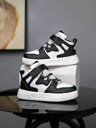 1 双儿童 PU 皮革运动鞋，室内外休闲跑鞋，带钩环扣，轻便防滑透气舒适时尚潮流男女通用鞋