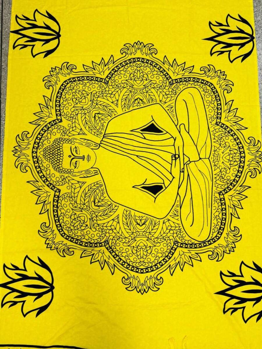 Printed Polyester Sarong With  Meditation On Yellow Background - 黃色 - 查看 1